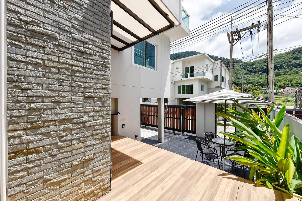Modern House Patong Hill - 7 Beds - Kitchen Villa Exteriör bild